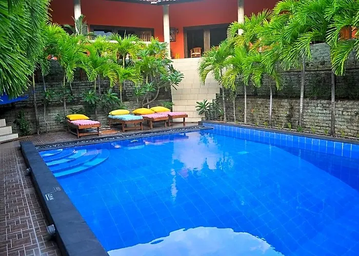 Tulamben Backpacker Hotel Data